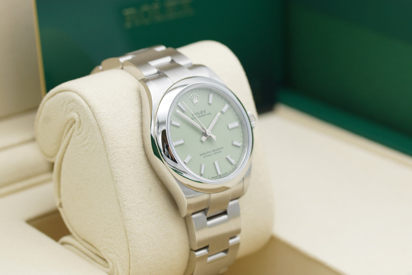 Rolex Oyster Perpetual 31 Pistachio 277200 Full-Set 09/2025 NEU