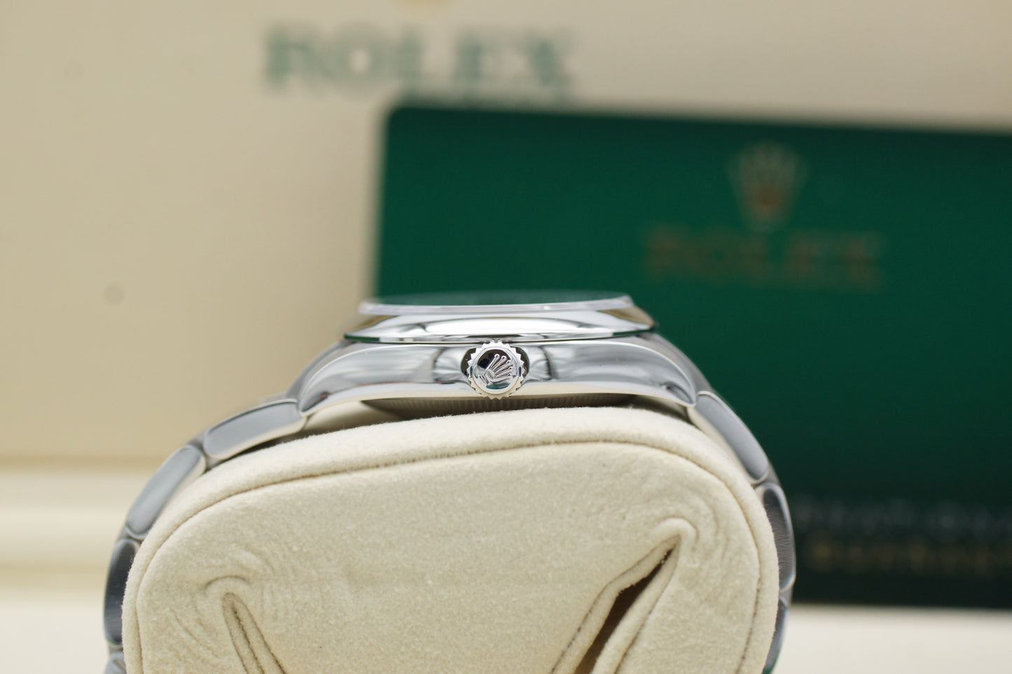 Rolex Oyster Perpetual 31 Pistachio 277200 Full-Set 09/2025 NEU