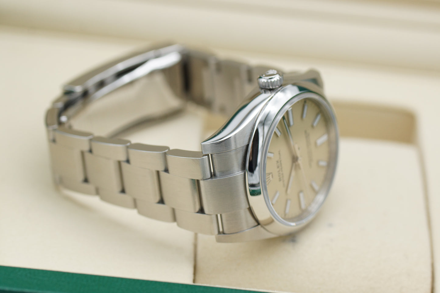 Rolex Oyster Perpetual 34 Beige 124200 2026 DE