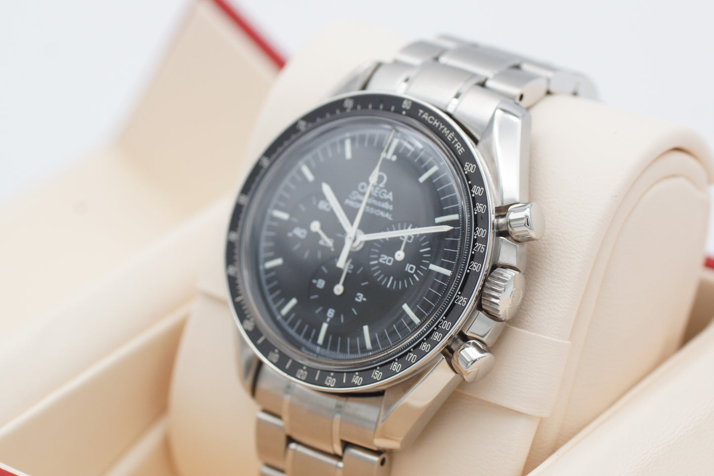 Omega Speedmaster Prof. Moonwatch 3570.50 Box 2003