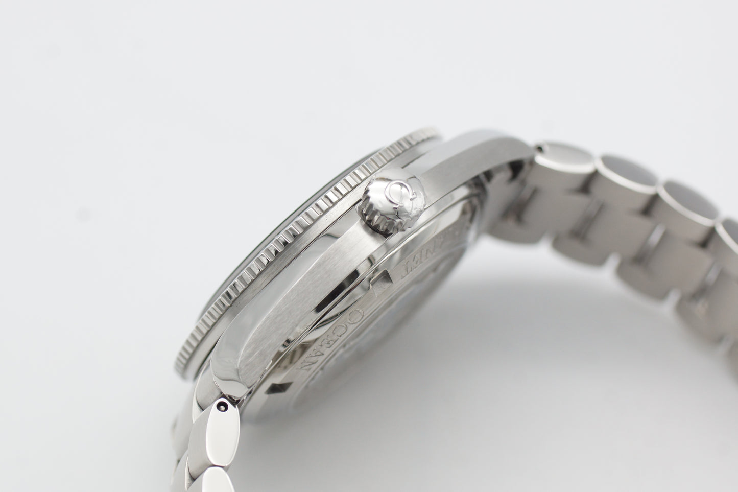 Omega Seamaster Planet Ocean 42 mm 2201.50 Full-Set 2008