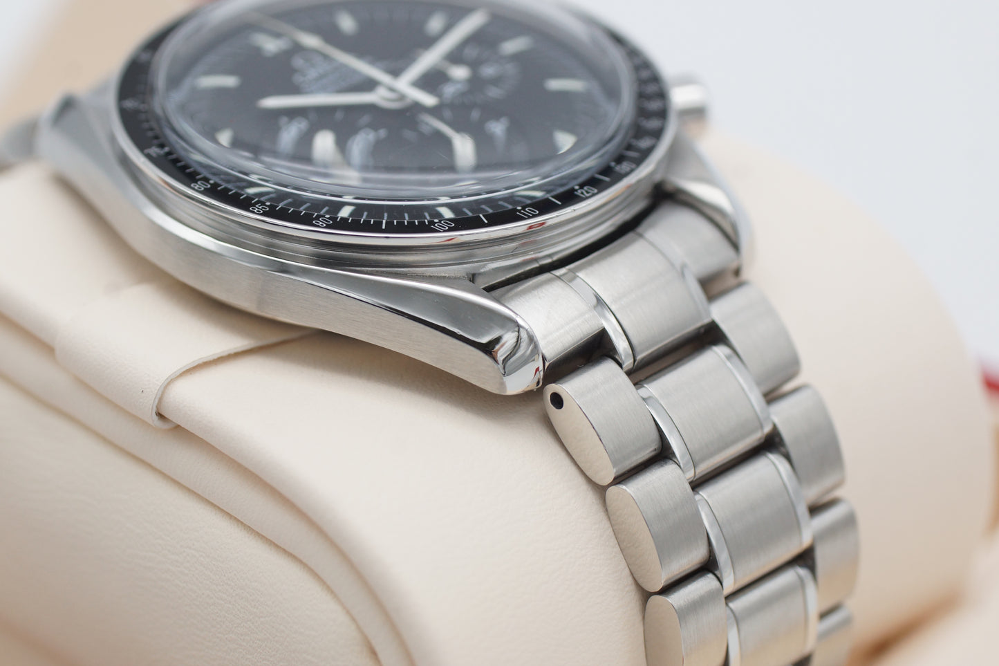 Omega Speedmaster Prof. Moonwatch 3570.50 Box 2003
