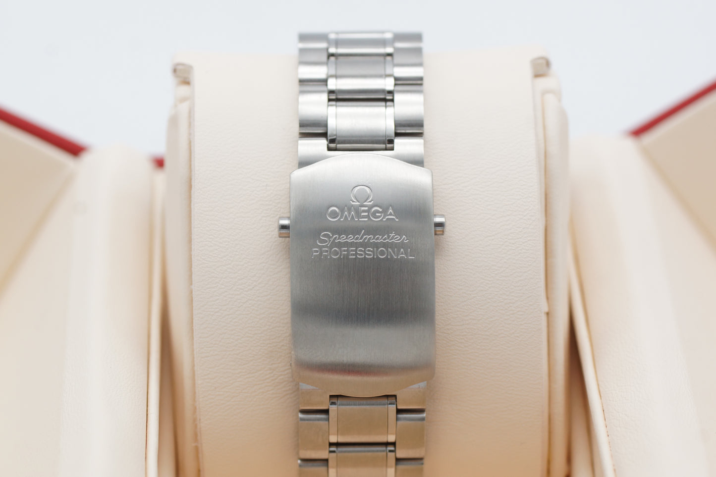 Omega Speedmaster Prof. Moonwatch 3570.50 Box 2003