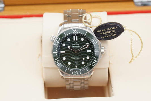 Omega Seamaster Diver 300M 210.30.42.20.10.001 Grün Full-Set 2024