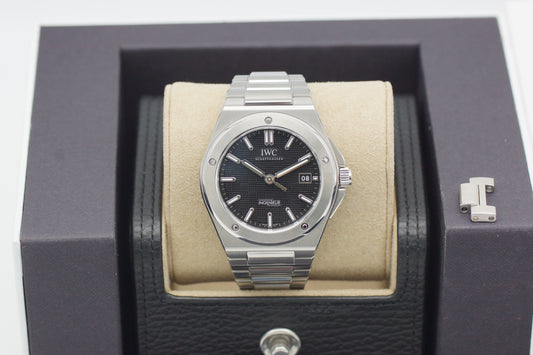 IWC Ingenieur Automatic IW328901 Schwarz 40mm Full-Set 2025
