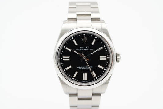 Rolex Oyster Perpetual Schwarz 41 134300 Full-Set 2025